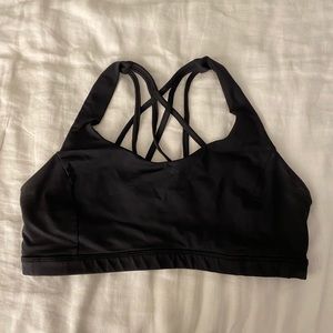 Black lululemon sports bra